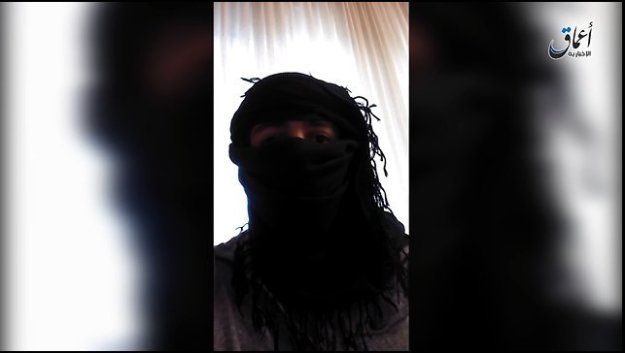 Screenshot from video of Mohammad Daleel giving bay'a (pledge of allegiance) to the caliph before his suicide bombing [Amaq, 25 July 2016]